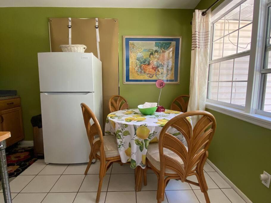 One Bed Suite Near Beaches And Downtown Sarasota megye Kültér fotó